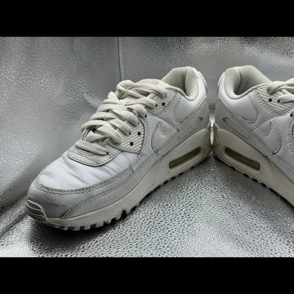 RARE Size 7.5 - Nike Men's Air‎ Max 90 Leather 'Triple White CZ5594-100